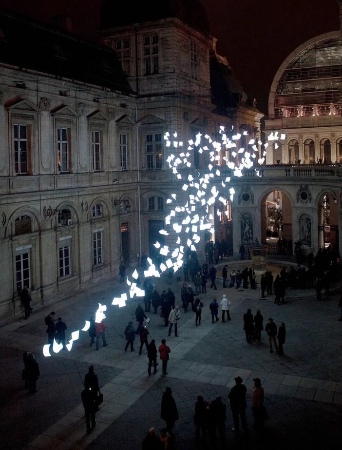 'Bourrasque' (2011), Paul Cocksedge (1978)