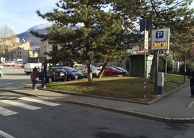 Aosta, sosta gratuita per i residenti di via Ribitel durante i lavori alla fognatura