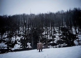 Un fotogramma di 'Venisse anche l'inferno' (photo credit Francesca Cassaro) Un fotogramma di 'Venisse anche l'inferno' (photo credit Francesca Cassaro)