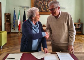 Caterina Sergi e Raffaele Rocco alla firma dell'accordo