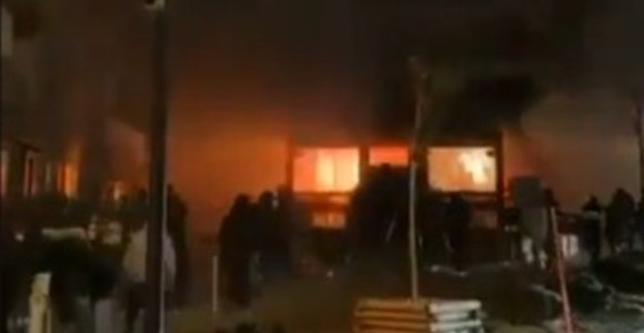 Tragedia di Crans-Montana, la Valle d’Aosta rafforza il sostegno