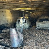 Aosta, esplosione in un garage, due Vigili del fuoco gravemente ustionati Aosta, esplosione in un garage, due Vigili del fuoco gravemente ustionati