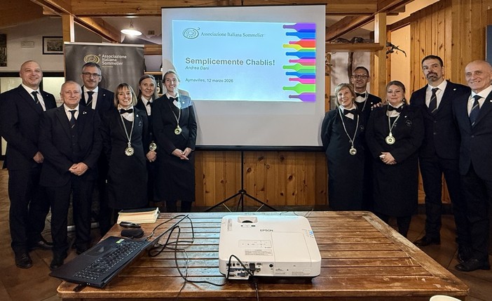 Da sn Alberto Levi, Nicola Abbrescia, Andrea Dani, MarieCliare Deamoz, Elena Fiuletti, Lucia Ielasi, Pietro Gualtieri, Patrizia Politi, Carlo Badino, Paolo Madotto