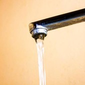 Aosta, acqua di nuovo potabile nelle frazioni collinari Aosta, acqua di nuovo potabile nelle frazioni collinari