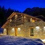 La nuova Chambre d'Hotes di Alpe Gorza. Tutto qui è sinonimo di eccellenza a tavola in un ambiente alpino unico e indimenticabile (cliccare sull'immagine per avviare la gallery)