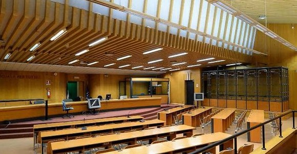 Udienza Casino; la strategia della difesa, 'non un sistema criminale ma un'azienda tradita da pochi infedeli'