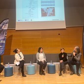 Sindaco e progettisti sul palco della Sala polivalente di Arvier Sindaco e progettisti sul palco della Sala polivalente di Arvier