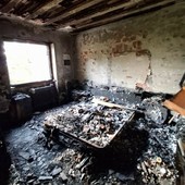 Ciò che rimane dell'alloggio dei genitori di Erik Pernisco Ciò che rimane dell'alloggio dei genitori di Erik Pernisco