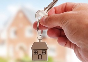 Affitti brevi, in Valle quasi ottomila alloggi e oltre 32 mila posti letto Affitti brevi, in Valle quasi ottomila alloggi e oltre 32 mila posti letto