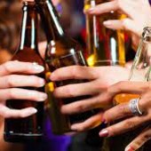 Denunce della polizia per alcol a minorenni e feste abusive in alcuni locali della Valle