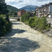 Aosta: Dalla diga di Place Moulin scarico controllato nel Buthier, non si cammina vicino alle rive