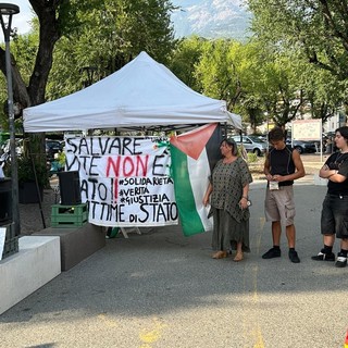Aosta, una quarantina di persone al presidio per Fakir, 'Chiediamo verità e giustizia'