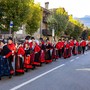 Les Badochys, Courmayeur festeggia settant’anni di danze e tradizioni Les Badochys, Courmayeur festeggia settant’anni di danze e tradizioni