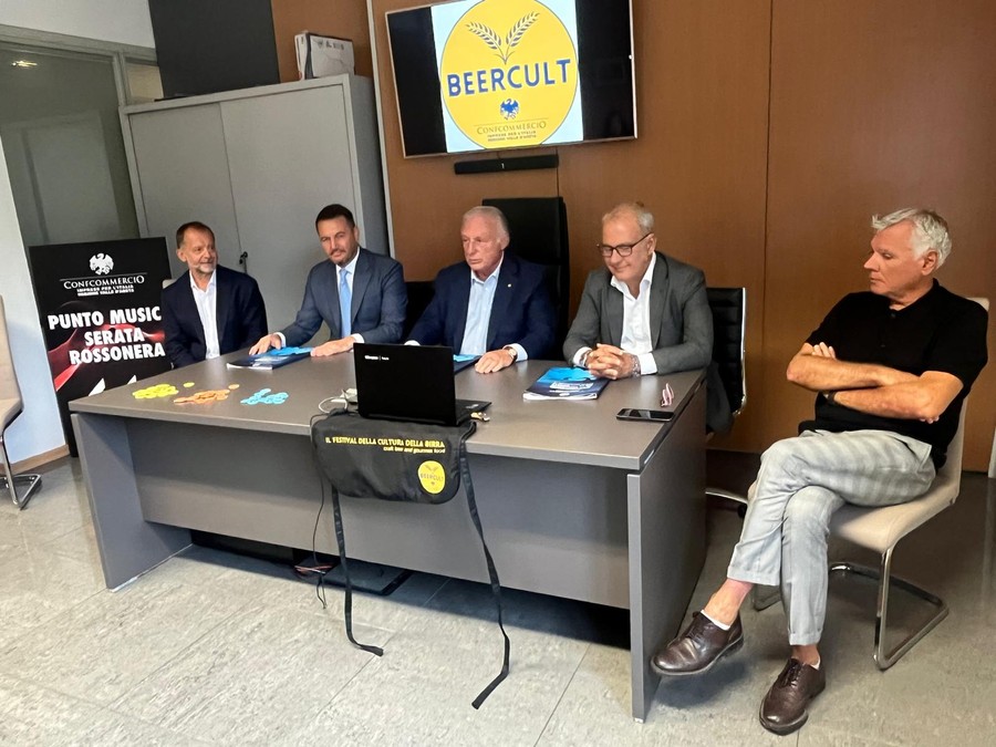 Da sn Adriano Valieri, Cristiano Sblendorio, Graziano Dominidiato, Fabio Bolzoni ed Ermanno Bonomi