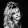 Addio a Brigitte Bardot, il mito francese che incarnò libertà e bellezza Addio a Brigitte Bardot, il mito francese che incarnò libertà e bellezza