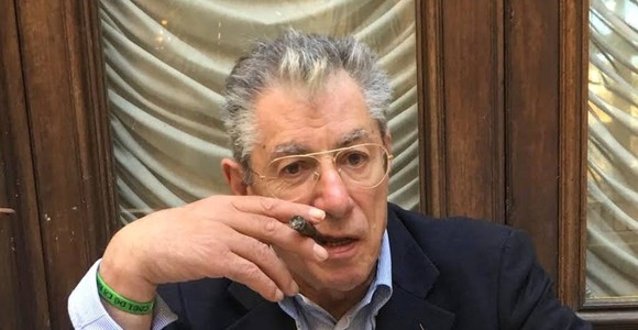 E' morto Umberto Bossi, fondò la Lega dopo l'incontro con il leader Uv Bruno Salvadori