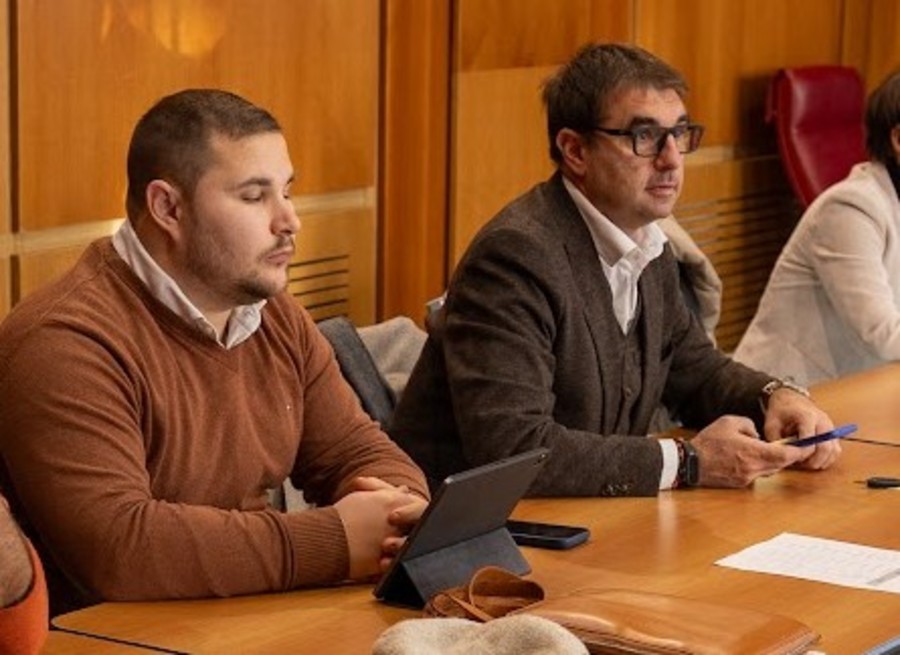 Alexandre Bertolin (a sn) insieme al collega e presidente del Celva, Alex Micheletto, durante la riunione del Cosp di martedì 9 dicembre Alexandre Bertolin (a sn) insieme al collega e presidente del Celva, Alex Micheletto, durante la riunione del Cosp di martedì 9 dicembre