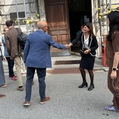 Cordiale saluto tra la Presidente della Corte d'Appello di Torino, Alessandra Bassi e il giudice del Tribunale di Aosta Marco Tornatore
