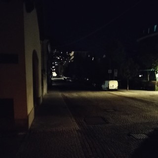 Aosta, corso Padre Lorenzo al buio; tecnici comunali al lavoro sul guasto