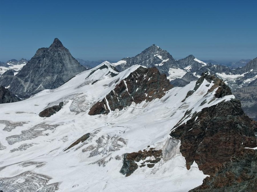 Alpinista precipita e muore sul Breithorn Alpinista precipita e muore sul Breithorn