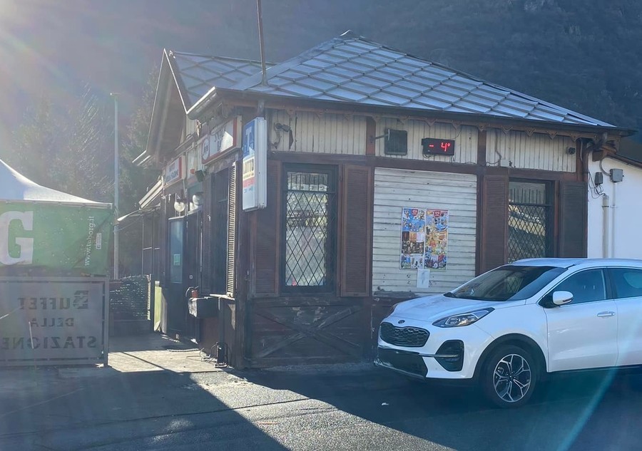Chatillon, Rete Ferroviaria pronta a trovare 'accordo bonario' per il Buffet della Stazione