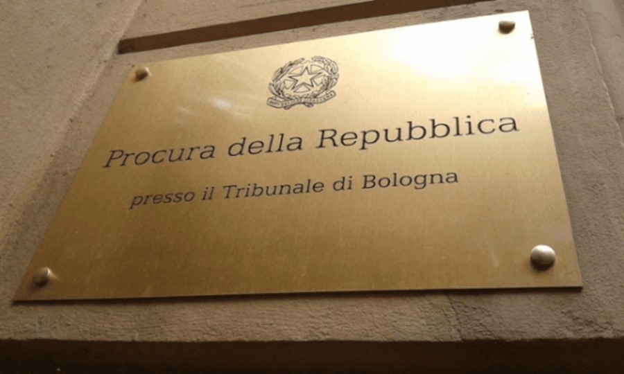 Aostano assassinato a Bologna; Giuseppe Marra dagli incarichi professionali in Regione al commercio di 'Light'