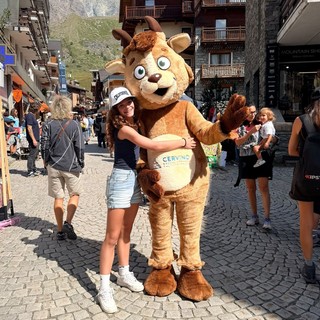 'Evviva' di Bianca Camaschella ha portato a Cervinia 55 bancarelle e 70 bambini
