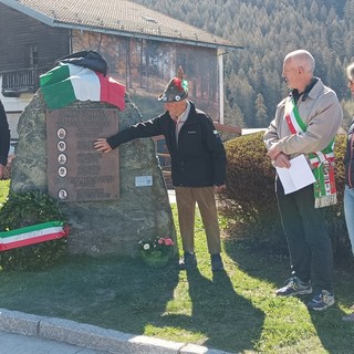 Il consigliere di minoranza Roberto Rigollet, l'ex sindaco Attilio Ducly, il sindaco in carica Remo Ducly e l'assessore ai Servizi Sociali e alla Cultura Sara Rosset