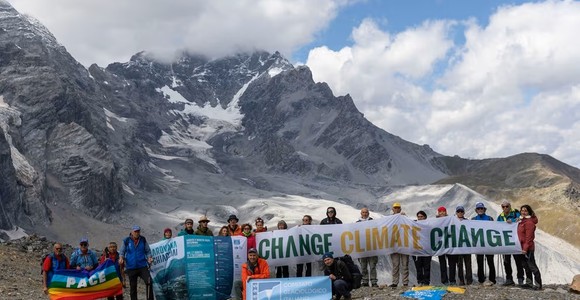 La Carovana dei ghiacciai torna sul Monte Bianco La Carovana dei ghiacciai torna sul Monte Bianco