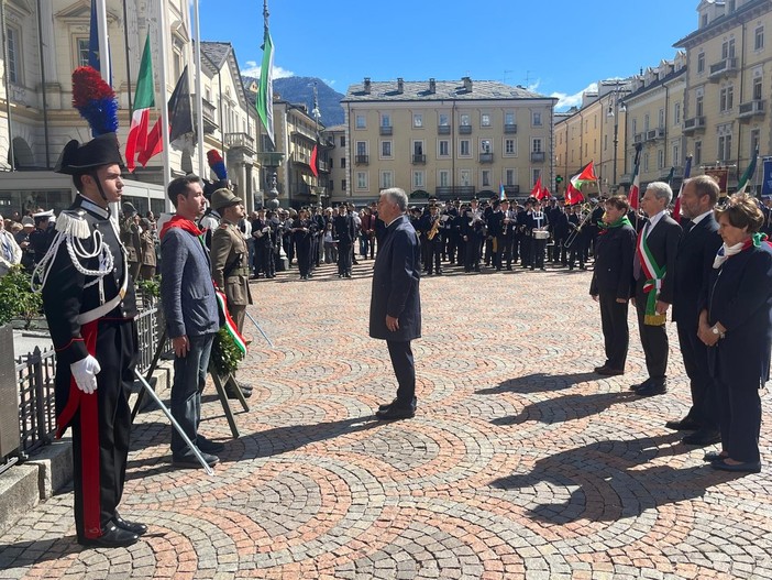 Un momento della celebrazione (cliccare sull'immagine per avviare la fotogallery)