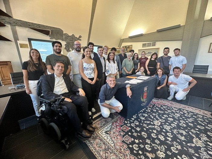 Saint-Vincent dà voce ai giovani, nasce la Consulta Saint-Vincent dà voce ai giovani, nasce la Consulta