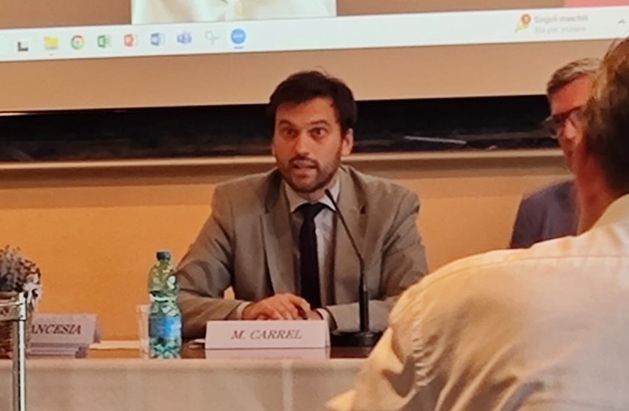 L'assessore Marco Carrel durante il convegno