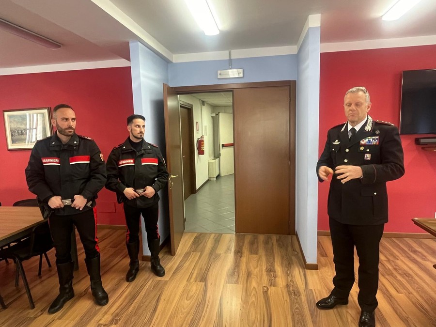 Da sn il vicebrigadiere Gianluca Cottonaro, il carabiniere scelto Vito Torchia e il colonnello Livio Propato