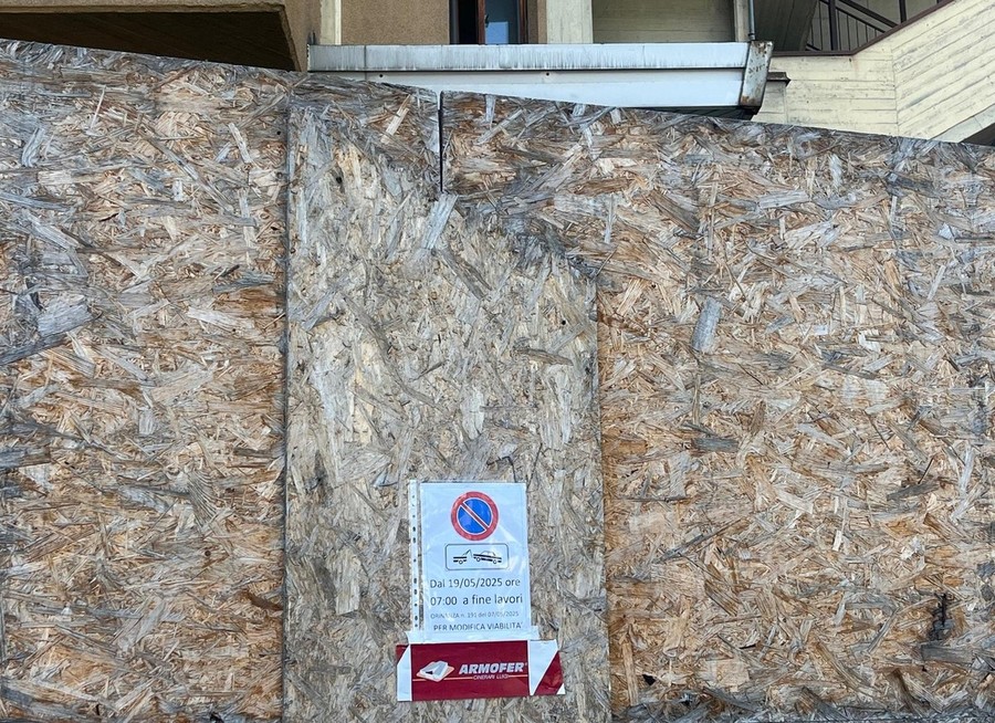 Aosta; abbattimento 'grattacieli', prorogata a lunedì 19 maggio la chiusura delle strade
