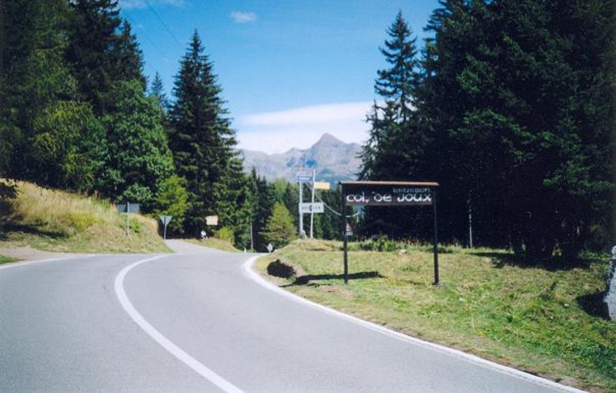 Saint-Vincent, sul Col de Joux è duro scontro in Consiglio comunale