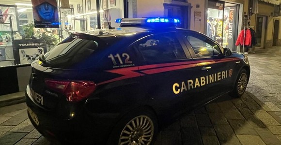 Viola il divieto di avvicinamento all’ex compagno, 46enne arrestata e posta ai domiciliari