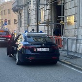 L'arrivo di carabinieri con i detenuti a Palazzo di Giustizia