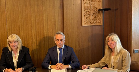 Da sn Sara Bordet, Roberto Franzé e Corinne Margueret