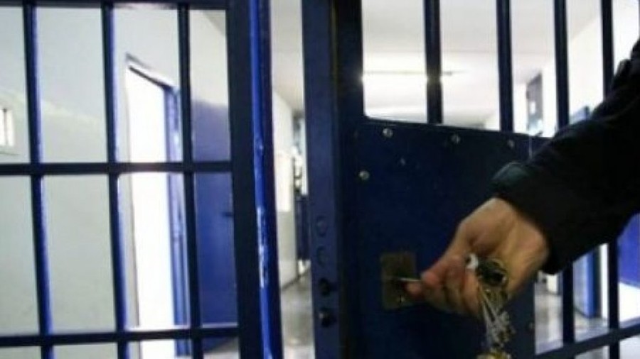 Dimissioni choc di un poliziotto della Penitenziaria, 'al carcere di Brissogne ambiente tossico e umiliazioni, lascio il Corpo'