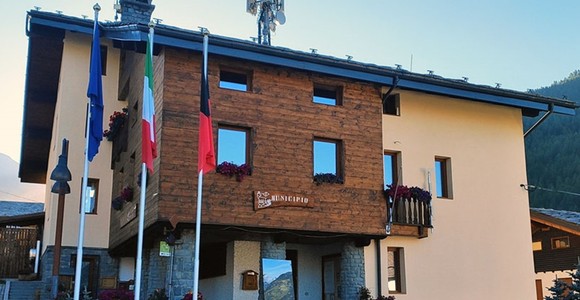 Chamois; il Comune, 'nessuna incompatibilità per sindaco e assessore, lo confermano Regione e Anac'