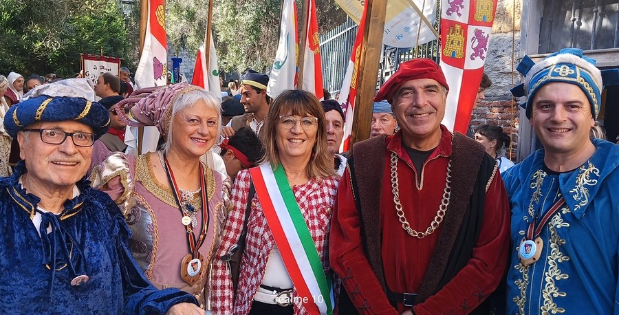L'autunno 'in costume' del Comitato I Challant a Chatillon