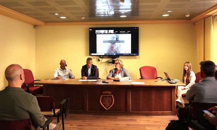 Un momento della riunione dell'Osservatorio Un momento della riunione dell'Osservatorio