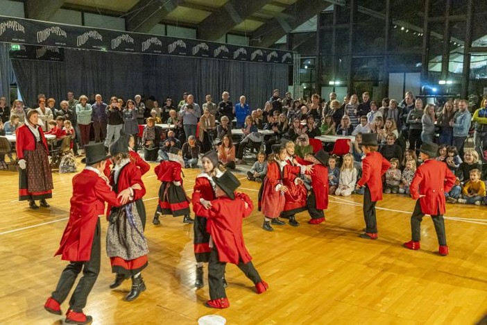 Courmayeur, arrivano Féiha di Creméyèren e maturità civica Courmayeur, arrivano Féiha di Creméyèren e maturità civica