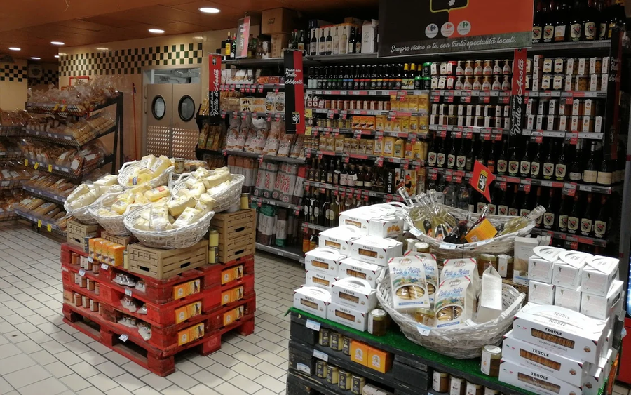 Aosta; chiude il Carrefour Market di corso Battaglione, salvi i posti di lavoro