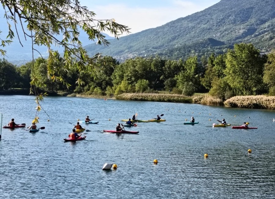 Canoa Kayak Aosta festeggia vent’anni al Laghetto di Brissogne Canoa Kayak Aosta festeggia vent’anni al Laghetto di Brissogne