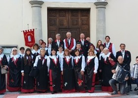 La storica Chorale Châtel Argent festeggia 55 anni di musica La storica Chorale Châtel Argent festeggia 55 anni di musica