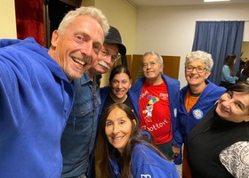 Da 'Le Frittelle di Giò e Martino' 1.000 euro a Missione Sorriso VdA Da 'Le Frittelle di Giò e Martino' 1.000 euro a Missione Sorriso VdA