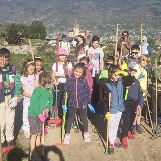 Charvensod, 90 volontari e tanti bimbi protagonisti della cura del territorio
