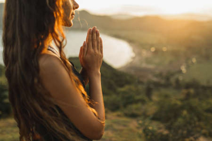La religione e la fede nel mese di settembre; un viaggio spirituale La religione e la fede nel mese di settembre; un viaggio spirituale