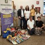 In alto da sn Manuele Amateis, Presidente Aice VdA; Renzo Testolin, Presidente della Giunta; Eleonora Azais, terapista neuro psicomotricità; Jacopo Luboz, direttore Distretto 1 Ausl e Arianna Vallet, logopedista; in basso da sn Rosa Bonanno, fisioterapista pediatrica e Katia Menin, incarico di funzione organizzativa In alto da sn Manuele Amateis, Presidente Aice VdA; Renzo Testolin, Presidente della Giunta; Eleonora Azais, terapista neuro psicomotricità; Jacopo Luboz, direttore Distretto 1 Ausl e Arianna Vallet, logopedista; in basso da sn Rosa Bonanno, fisioterapista pediatrica e Katia Menin, incarico di funzione organizzativa